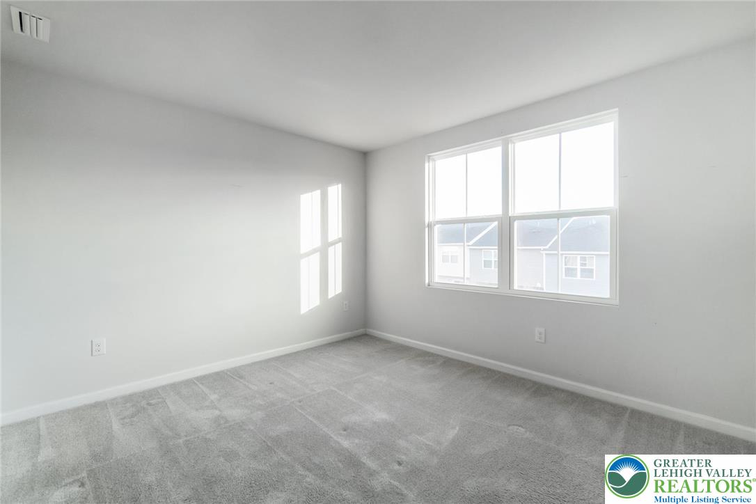 2142 Cross Country Road Northampton, PA 18067 - Photo 22 of 40