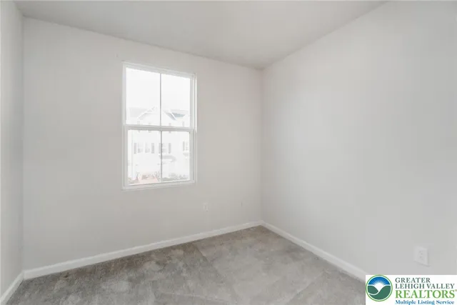 $319,900 | 2142 Cross Country Road, Northampton, PA 18067