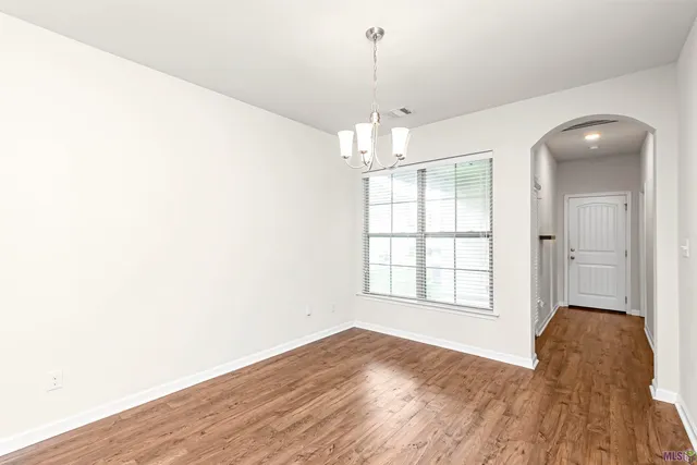 $1,950 | 7636 West Pelican Lks Avenue, Baton Rouge, LA 70820