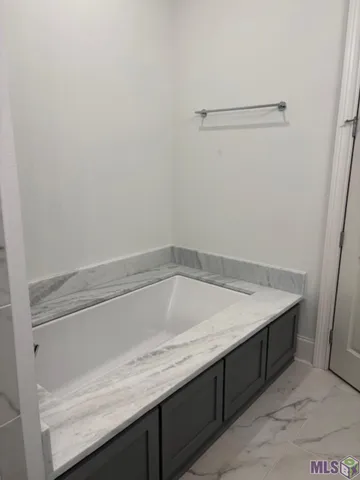 $3,800 | 9309 Artist Court, Baton Rouge, LA 70809