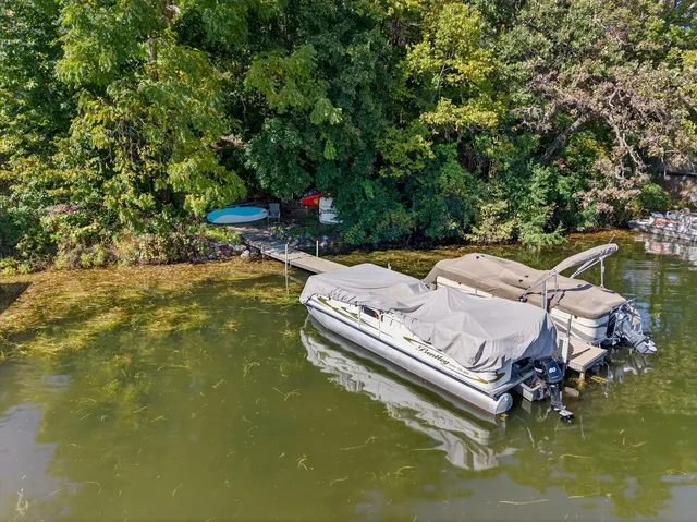 $739,900 | W349S10106 Bittersweet Court, Eagle, WI 53119