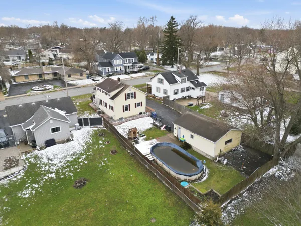 $334,900 | 512 West South Street, Crown Point, IN 46307