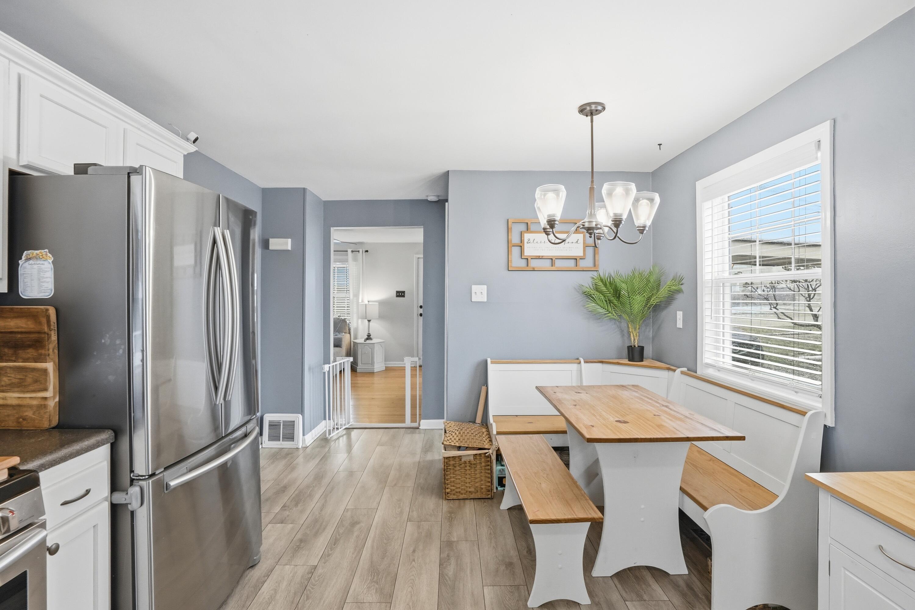 512 West South Street Crown Point, IN 46307 - Photo 2 of 14 3000x2000