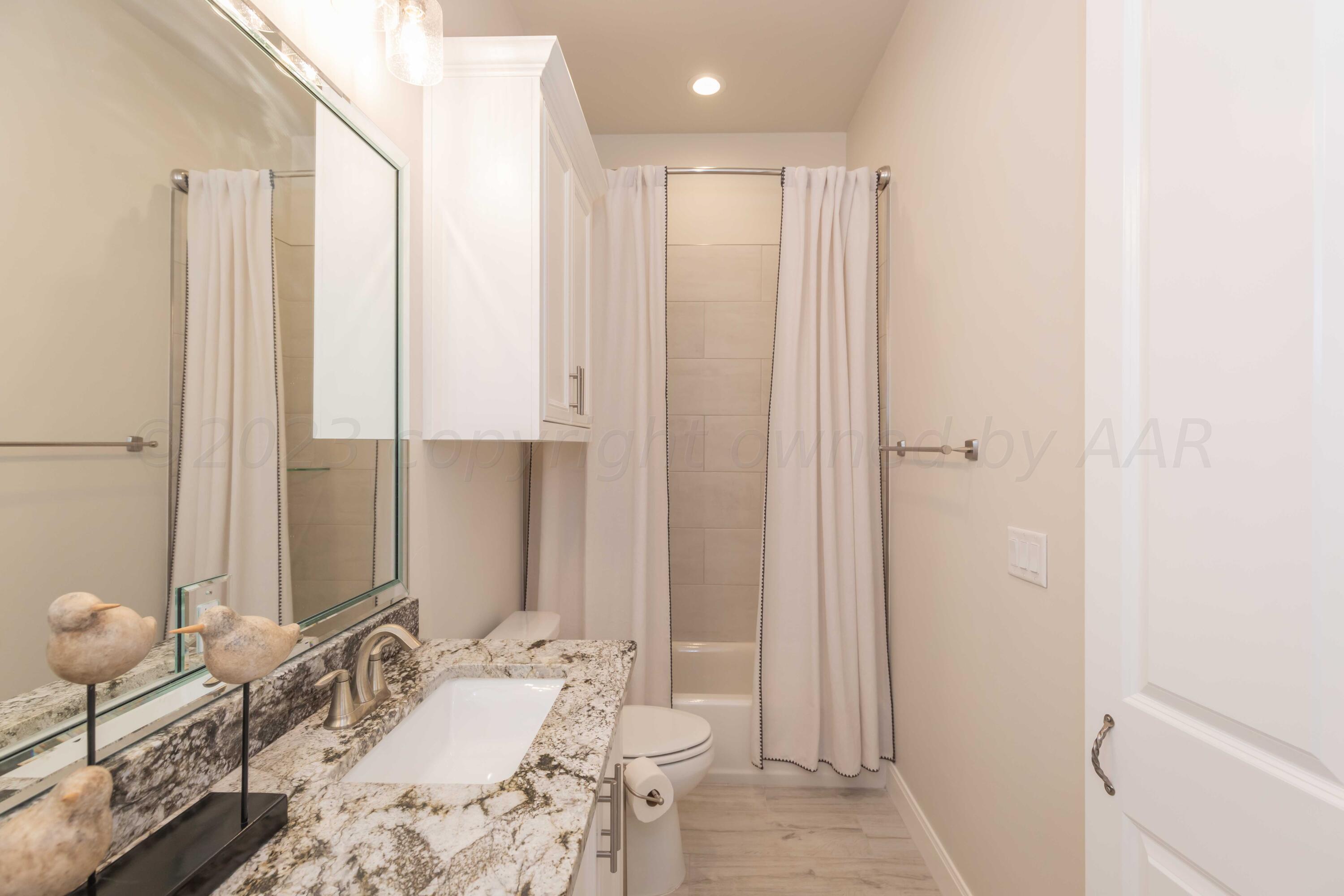 4502 South Rocking Chair Lane Amarillo, TX 79124 - Photo 37 of 52 BATHROOM 2 VIEW 3