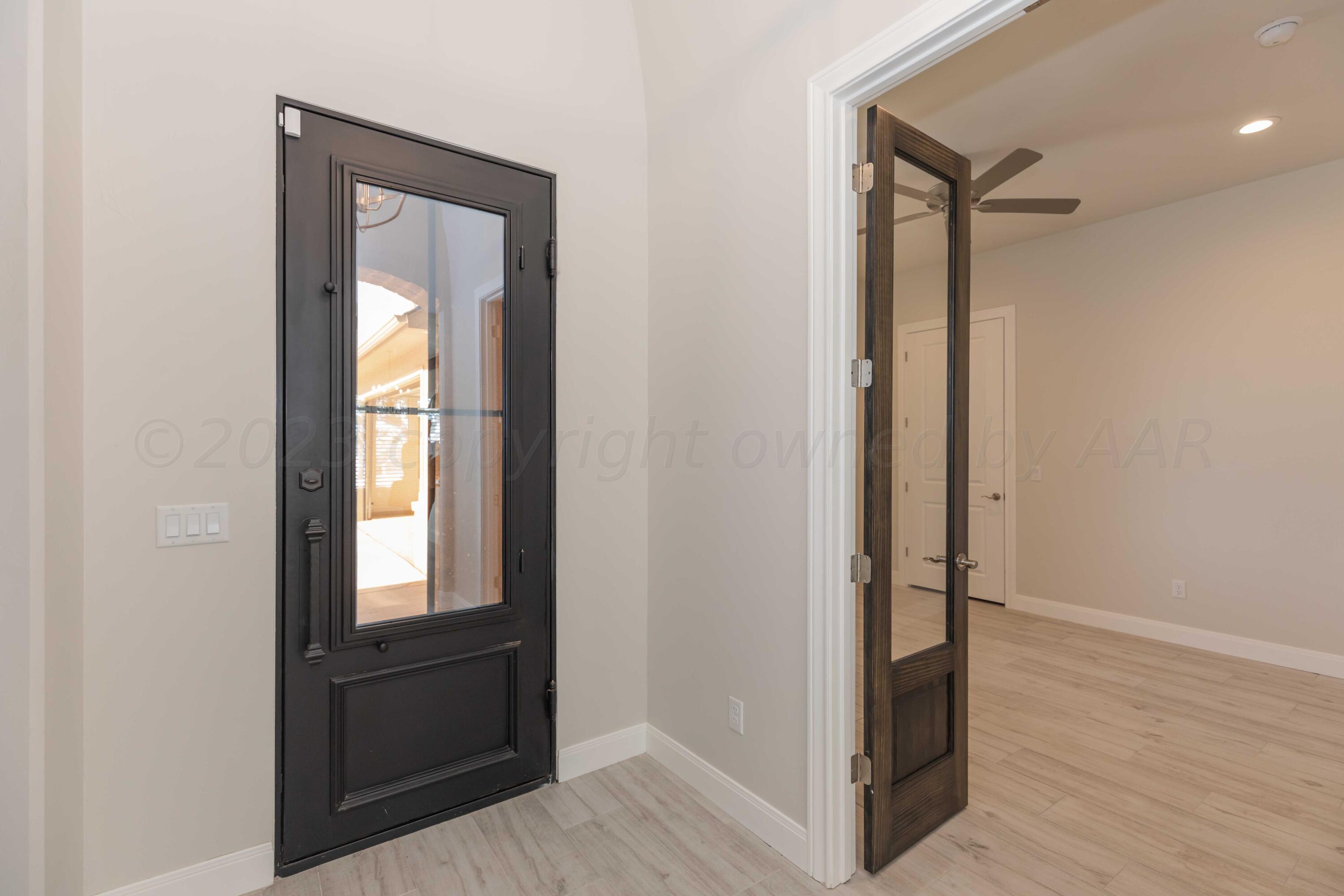 ENTRY VIEW 2