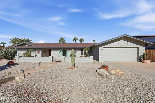 $750,000 | 612 East Brook Hollow Drive, Phoenix, AZ 85022