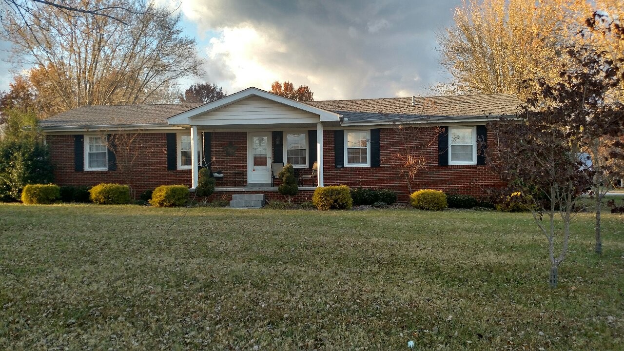 237 Akersville Road Lafayette, TN 37083 - Photo 1 of 20 Gallery Image 1