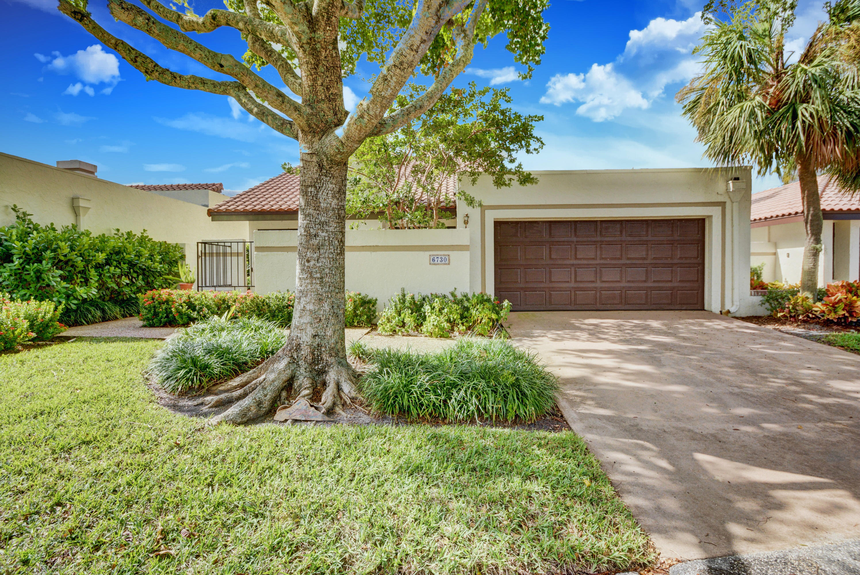 6730 Lago Vista Terrace Boca Raton, FL 33433 - Photo 2 of 41 8820 Front