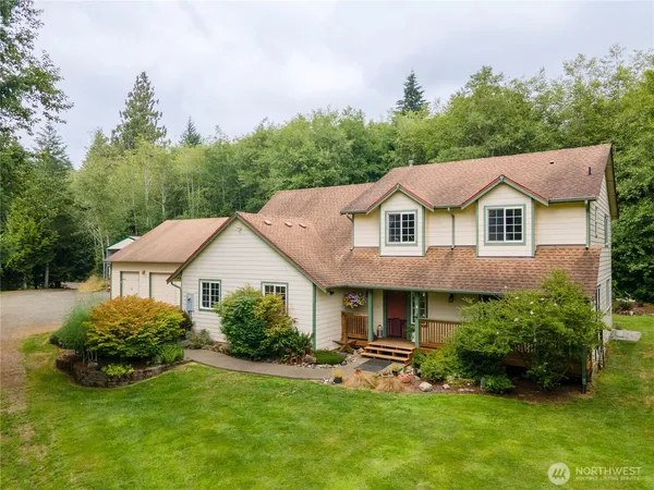 $895,000 | 5 Meadow Hills Lane, Elma, WA 98541