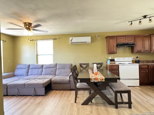 $130,000 | 4482 Mountain Pass, Von Ormy, TX 78073