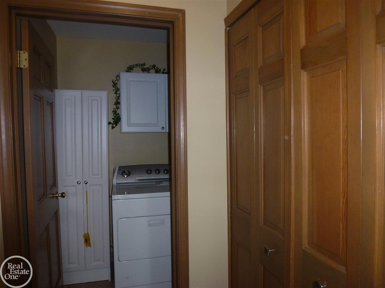 539 Shellbourne Drive Rochester Hills, MI 48309 - Photo 22 of 37