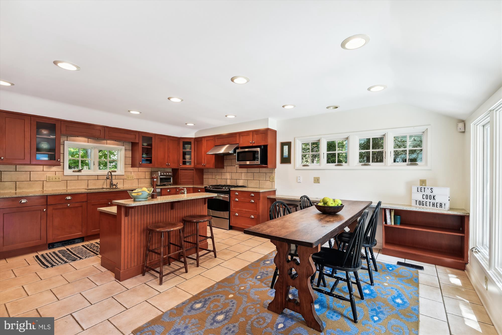 201 Cedarcroft Road Baltimore, MD 21212 - Photo 16 of 88 Gorgeous gourmet kitchen!