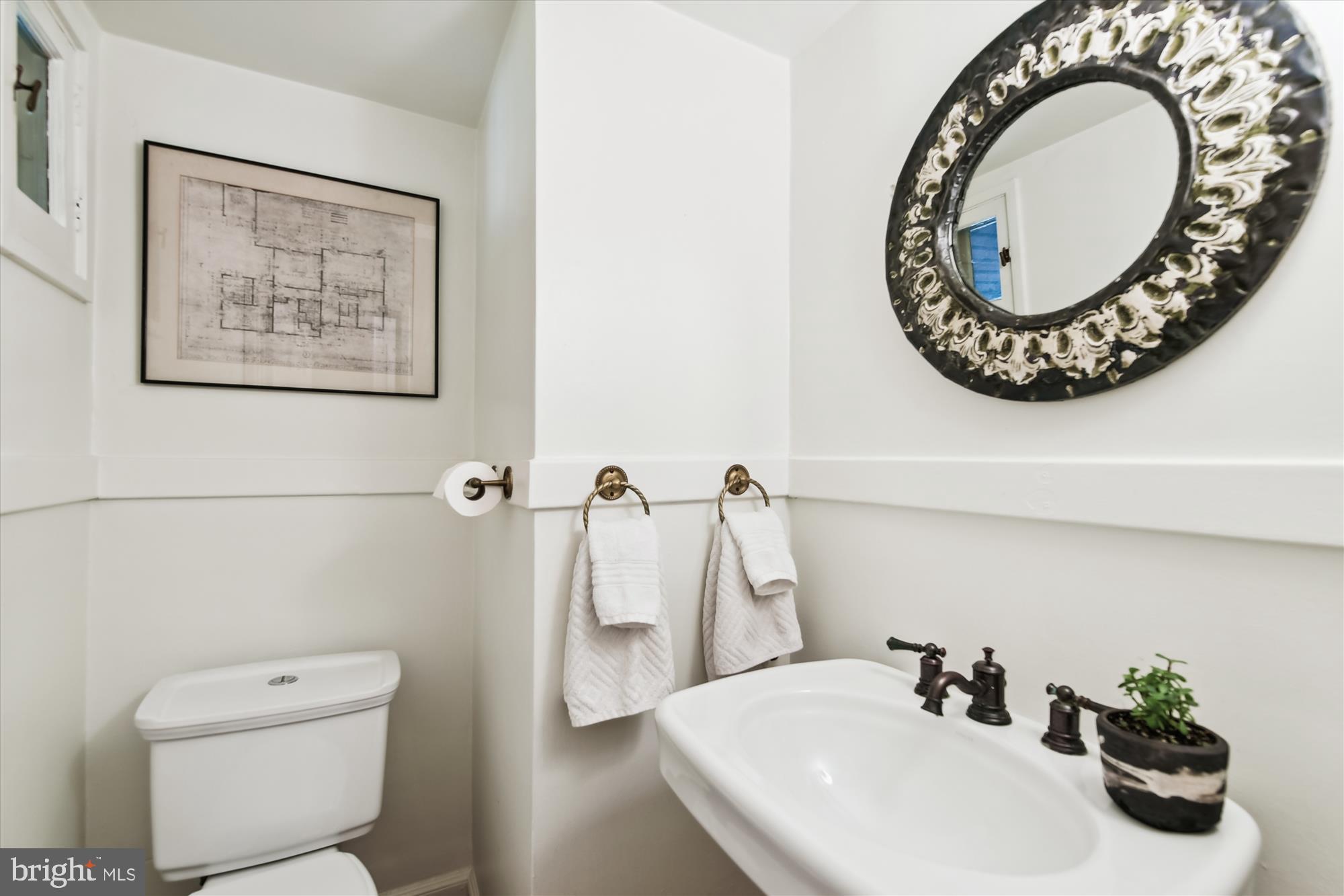 201 Cedarcroft Road Baltimore, MD 21212 - Photo 23 of 88 Powder Room on Main Level