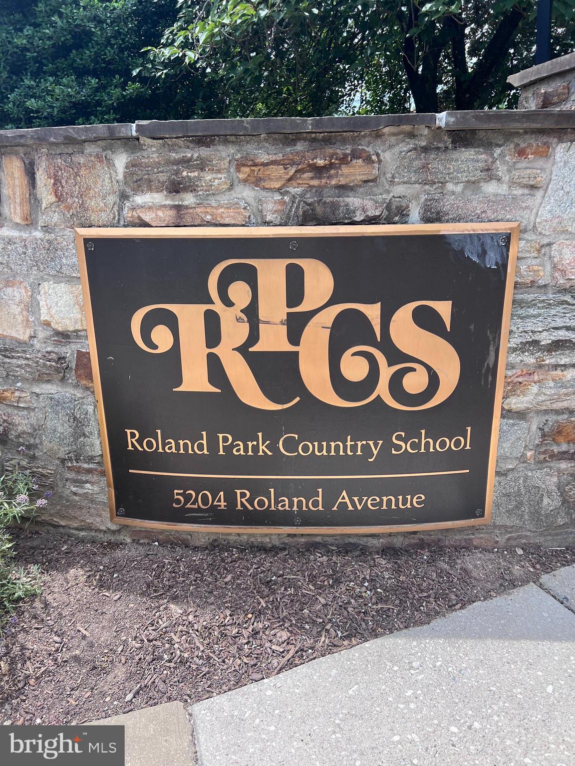 201 Cedarcroft Road Baltimore, MD 21212 - Photo 72 of 88 Nearby Roland Park Country School