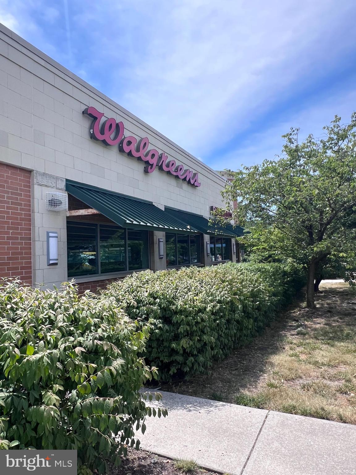 201 Cedarcroft Road Baltimore, MD 21212 - Photo 80 of 88 Nearby Walgreens