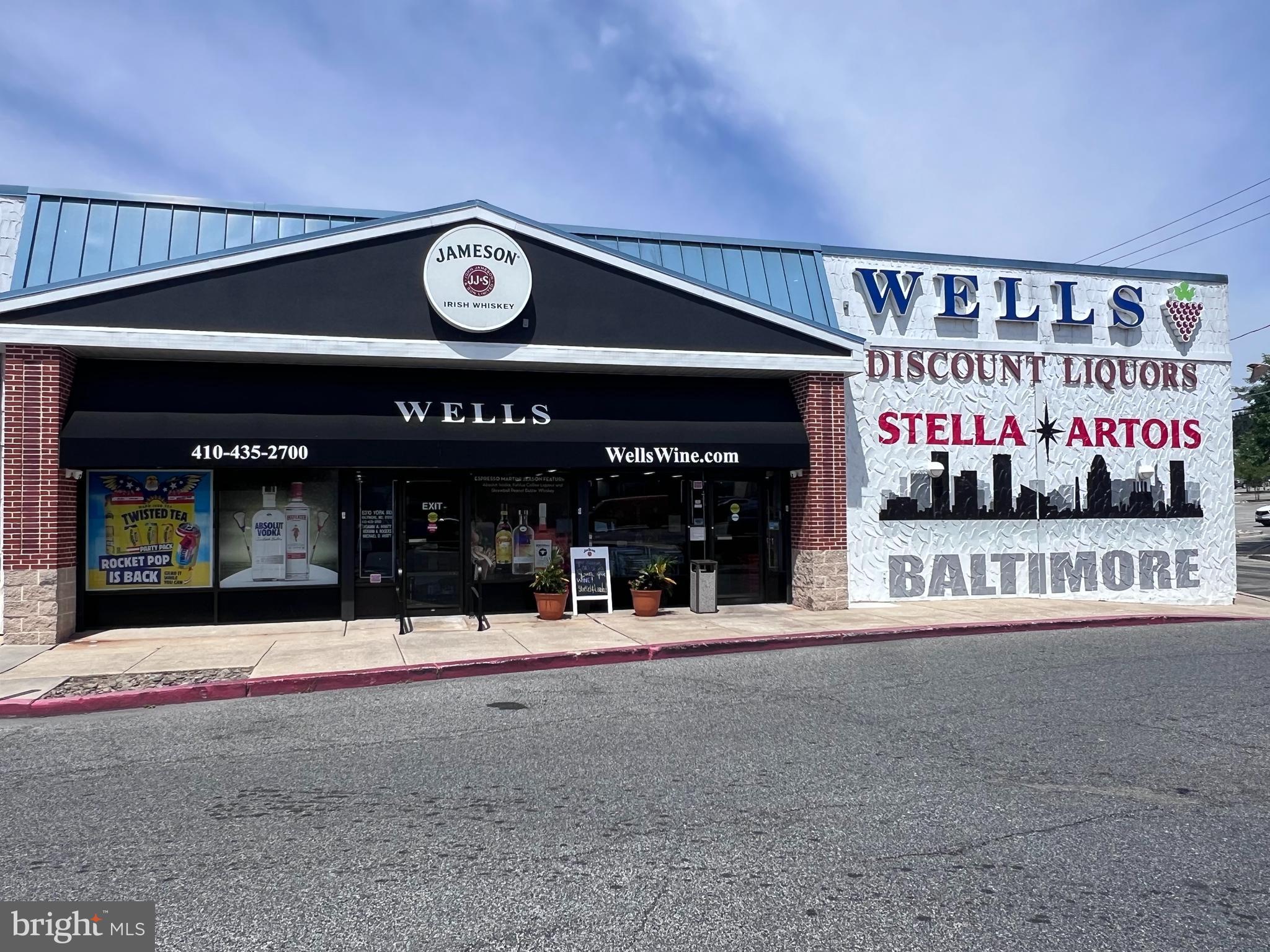 201 Cedarcroft Road Baltimore, MD 21212 - Photo 82 of 88 Nearby Wells Liquor Store