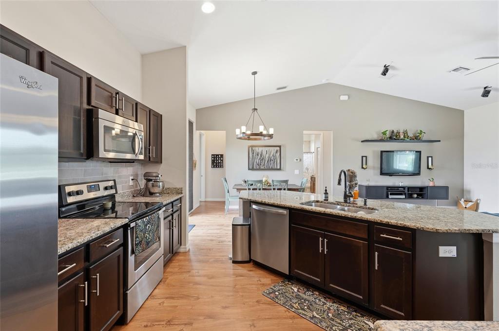 6104 Spencer Parrish Road Parrish, FL 34219 - Photo 12 of 51 Gallery Image 12