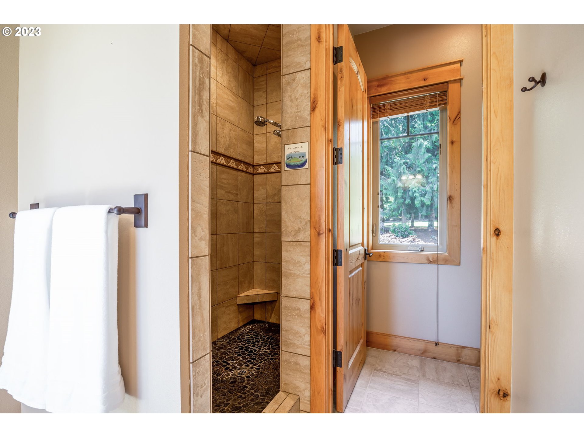 40091 Deerhorn Road Springfield, OR 97478 - Photo 30 of 46 a bathroom with a shower and a sink