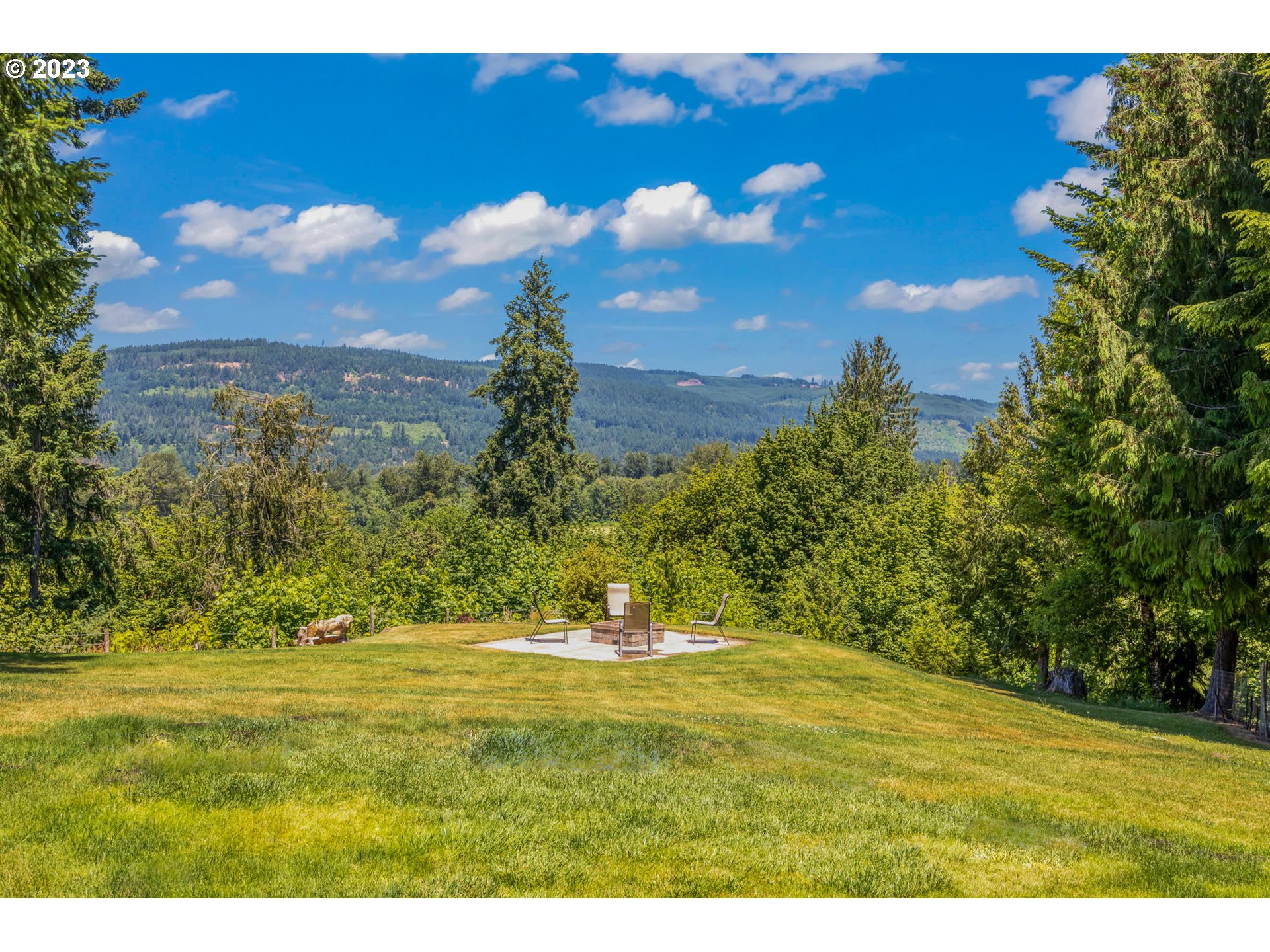 40091 Deerhorn Road Springfield, OR 97478 - Photo 41 of 46 a view of outdoor space with city view