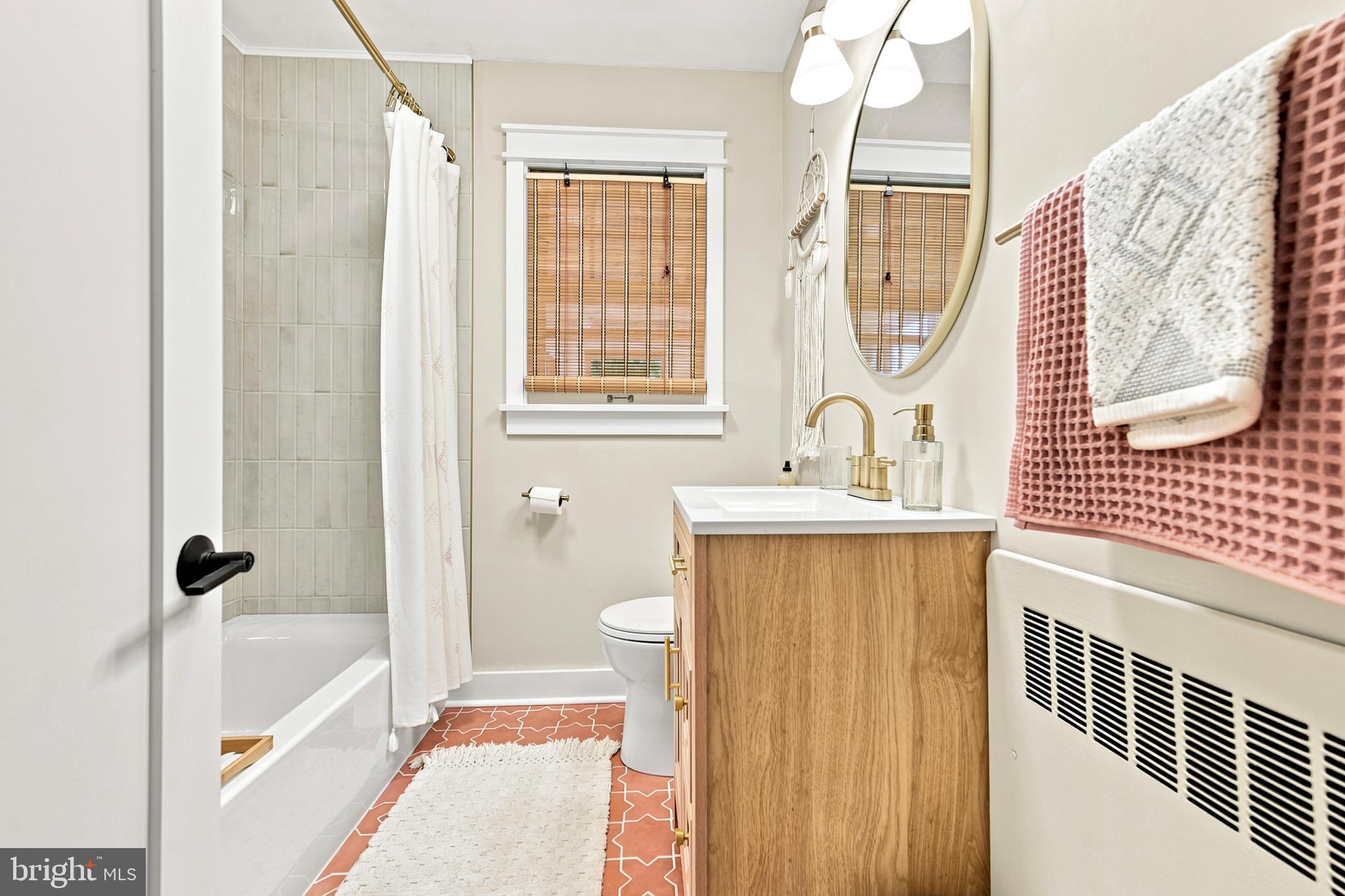 1058 Lenape Road West Chester, PA 19382 - Photo 16 of 41 Hall Bath