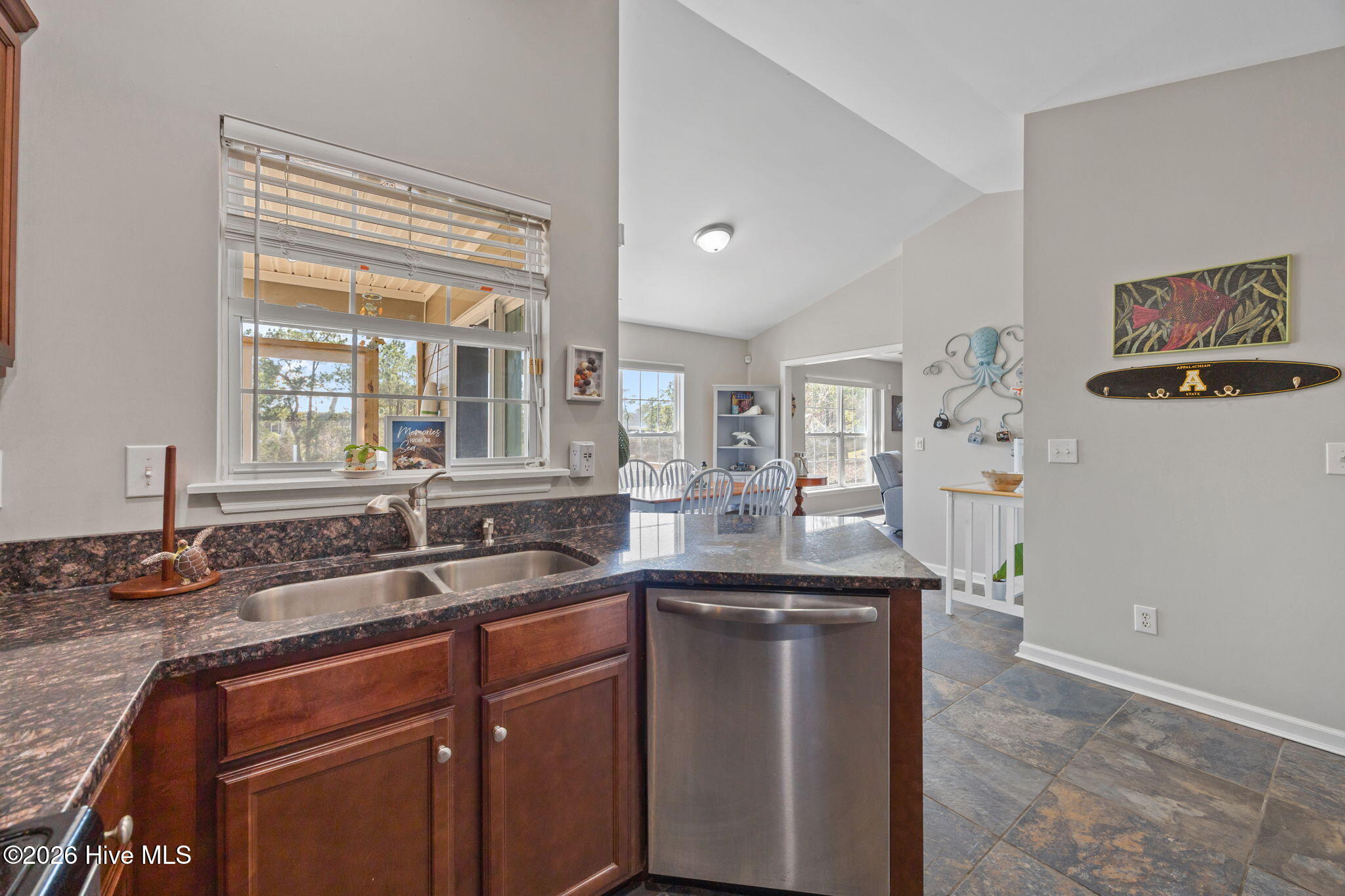 643 Riva Ridge Road Sneads Ferry, NC 28460 - Photo 15 of 57 29-web-or-mls-643 Riva Ridge Rd 73