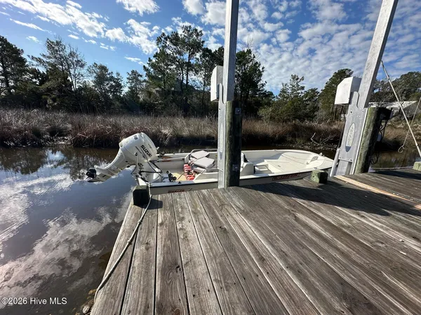 $465,000 | 643 Riva Ridge Road, Sneads Ferry, NC 28460