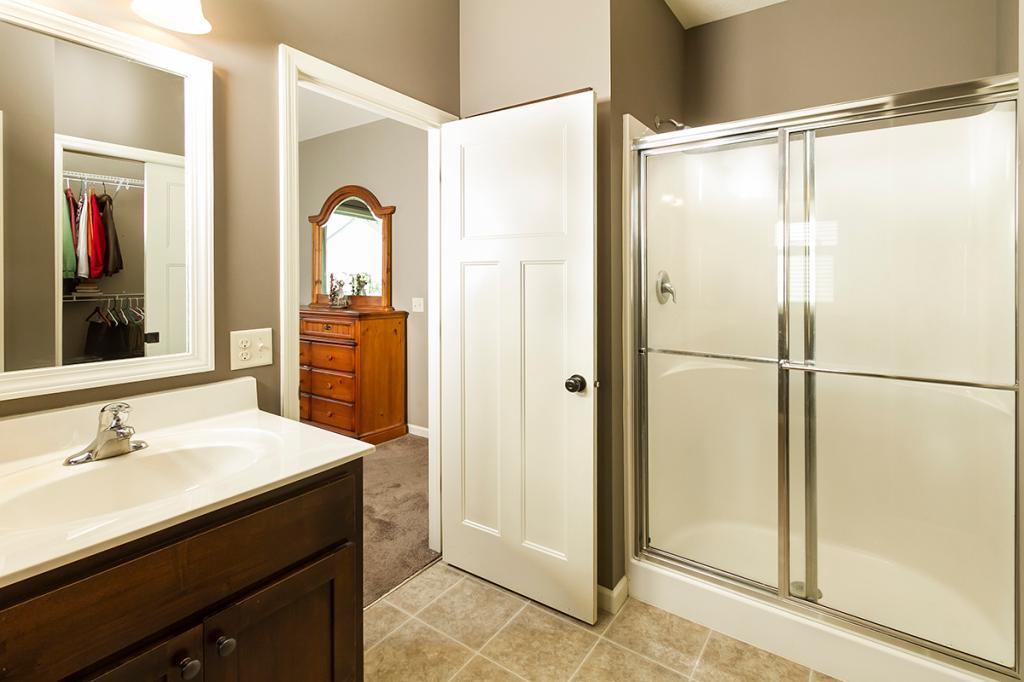 1358 Ridge Lane Shakopee, MN 55379 - Photo 12 of 30 Gallery Image 12