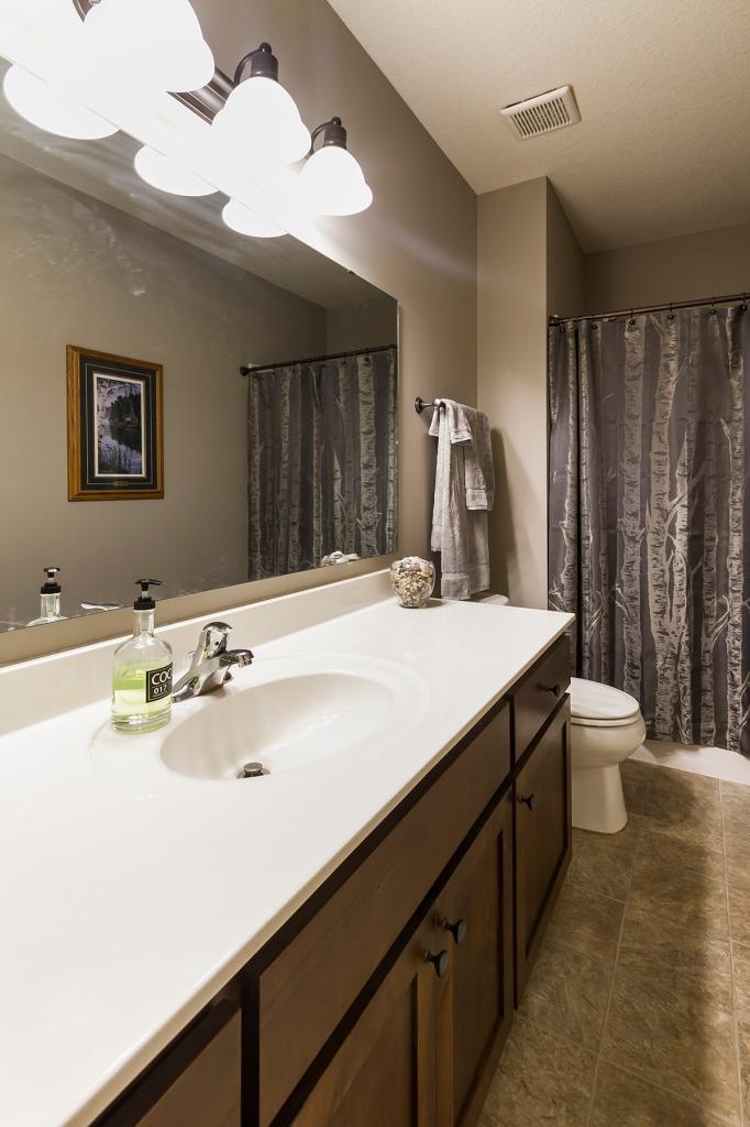 1358 Ridge Lane Shakopee, MN 55379 - Photo 25 of 30 Gallery Image 25