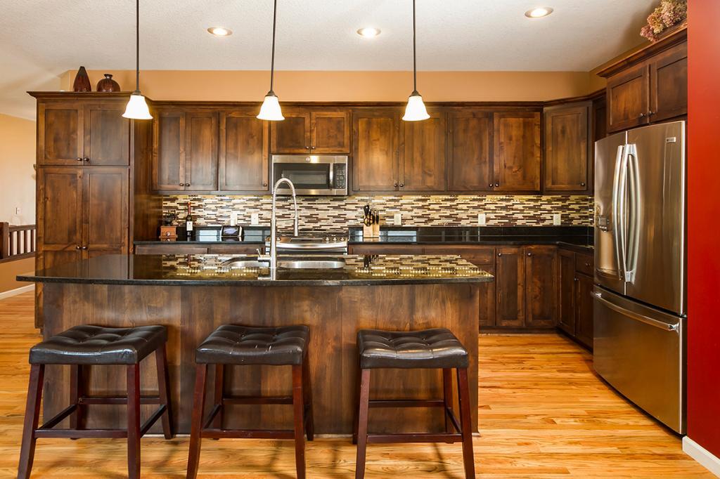 1358 Ridge Lane Shakopee, MN 55379 - Photo 4 of 30 Gallery Image 4