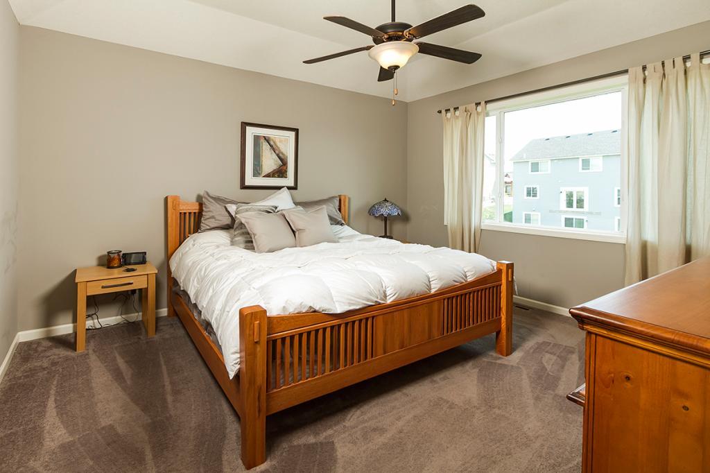 1358 Ridge Lane Shakopee, MN 55379 - Photo 10 of 30 Gallery Image 10
