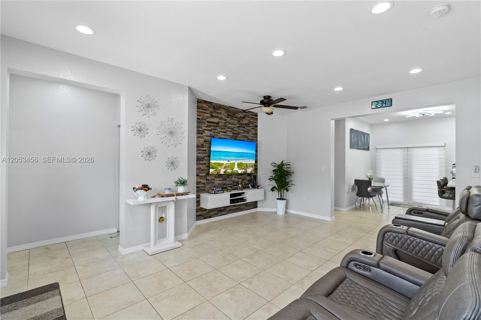 25501 Southwest 132nd Avenue Homestead, FL 33032 - Photo 12 of 37
