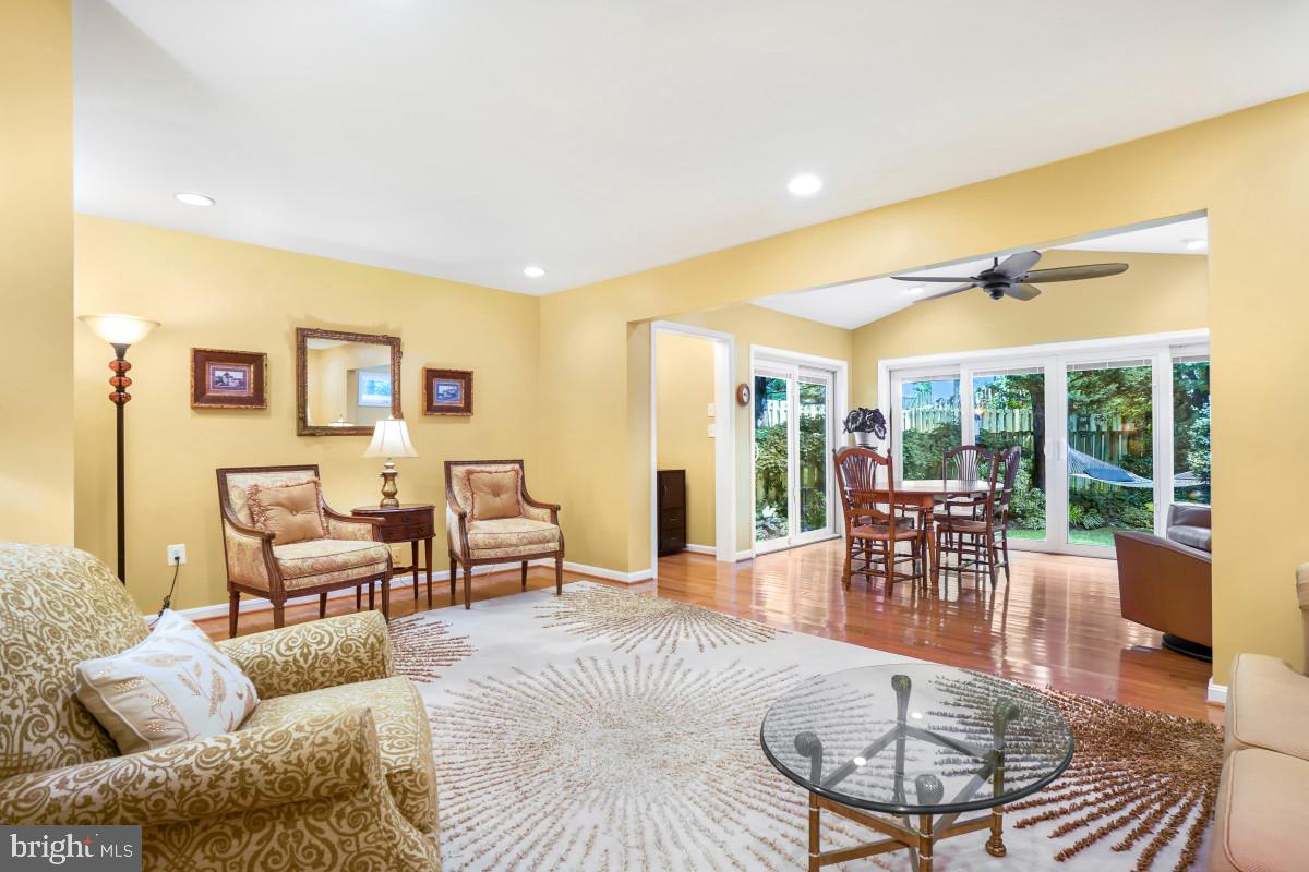 7520 Filbert Terrace Gaithersburg, MD 20879 - Photo 5 of 27