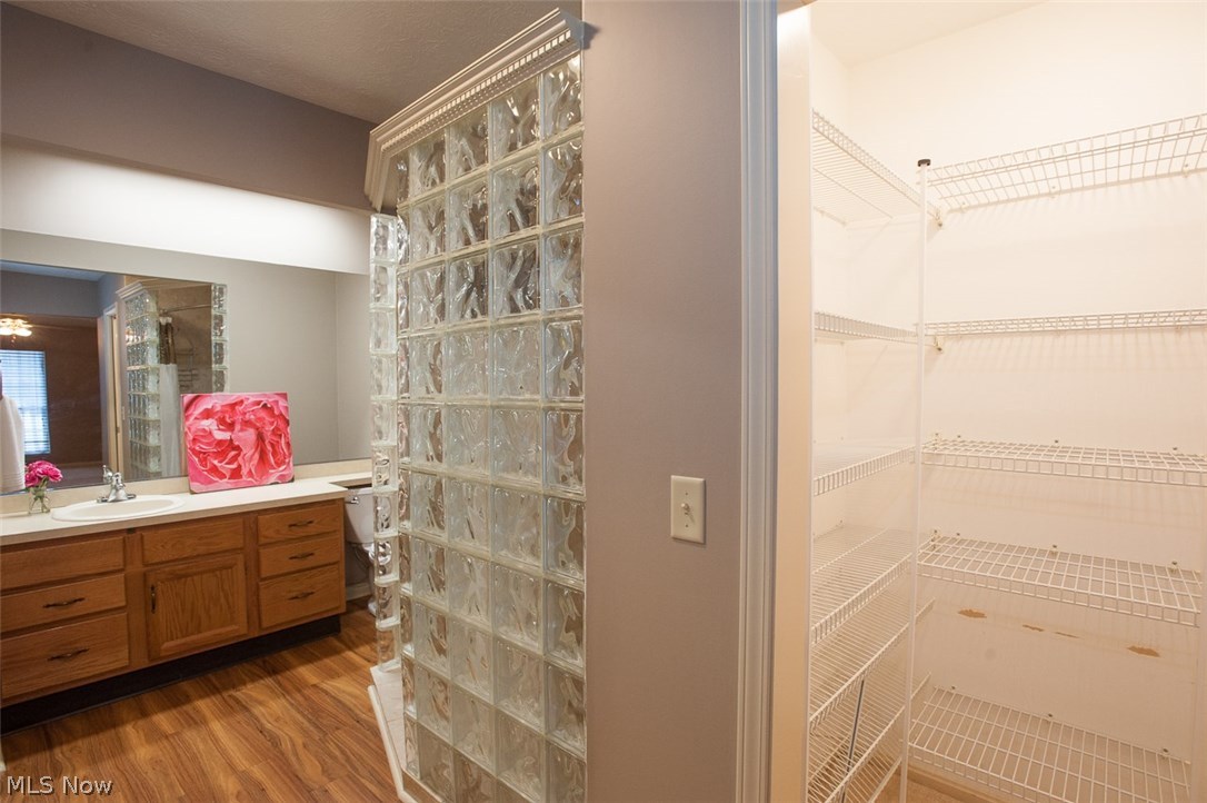 17711 Drake Road Strongsville, OH 44136 - Photo 17 of 27 Gallery Image 17