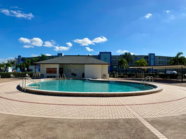 $1,600 | 4019 Lincoln A, Boca Raton, FL 33434