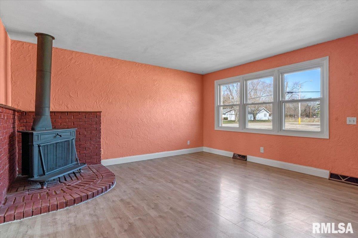 204 Mayden Avenue Springfield, IL 62707 - Photo 7 of 35