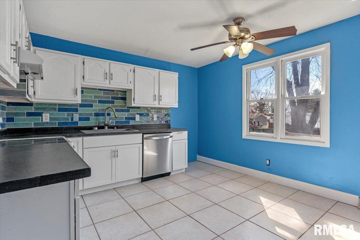 204 Mayden Avenue Springfield, IL 62707 - Photo 8 of 35