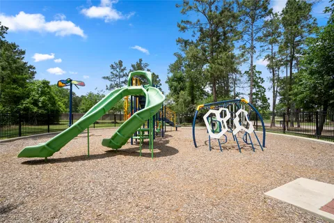 $235,000 | 429 Camas Creek Lane, Magnolia, TX 77354