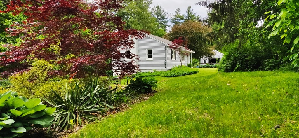 10 Mt Jefferson Road Hubbardston, MA 01452 - Photo 4 of 32 Gallery Image 4