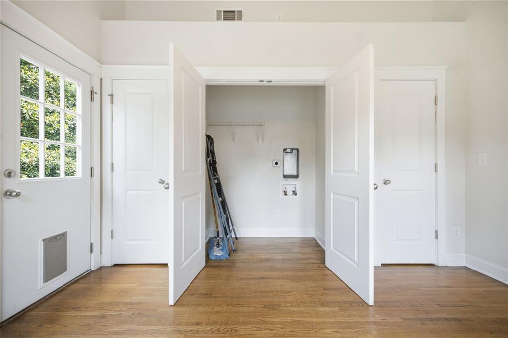 581 Gresham Avenue Southeast Atlanta, GA 30316 - Photo 16 of 34