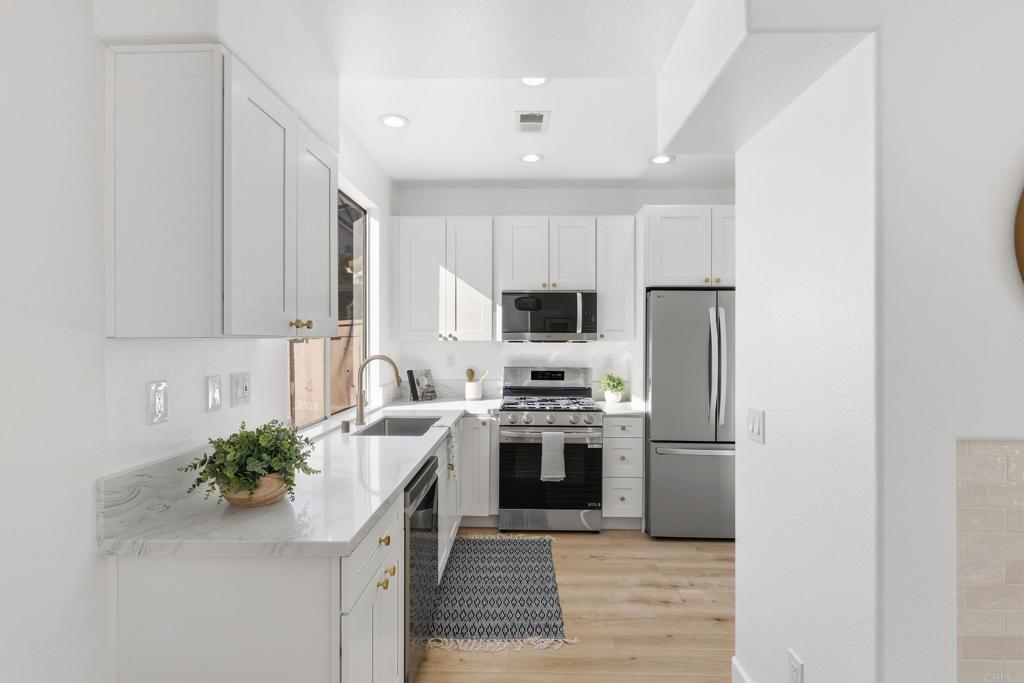 8727 Westmore Road, Unit 24 San Diego, CA 92126 - Photo 6 of 27