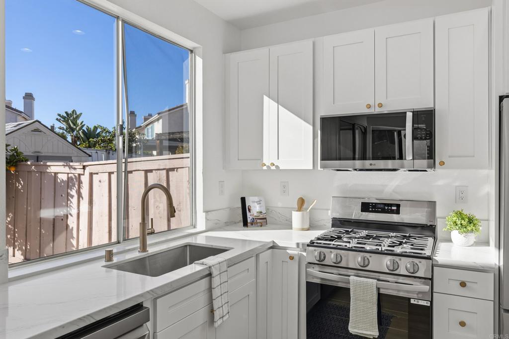 8727 Westmore Road, Unit 24 San Diego, CA 92126 - Photo 8 of 27