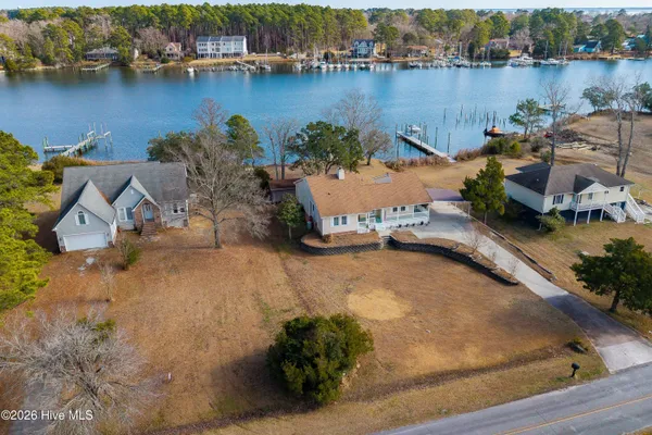 $525,000 | 9209 Hornigold Avenue, Oriental, NC 28571