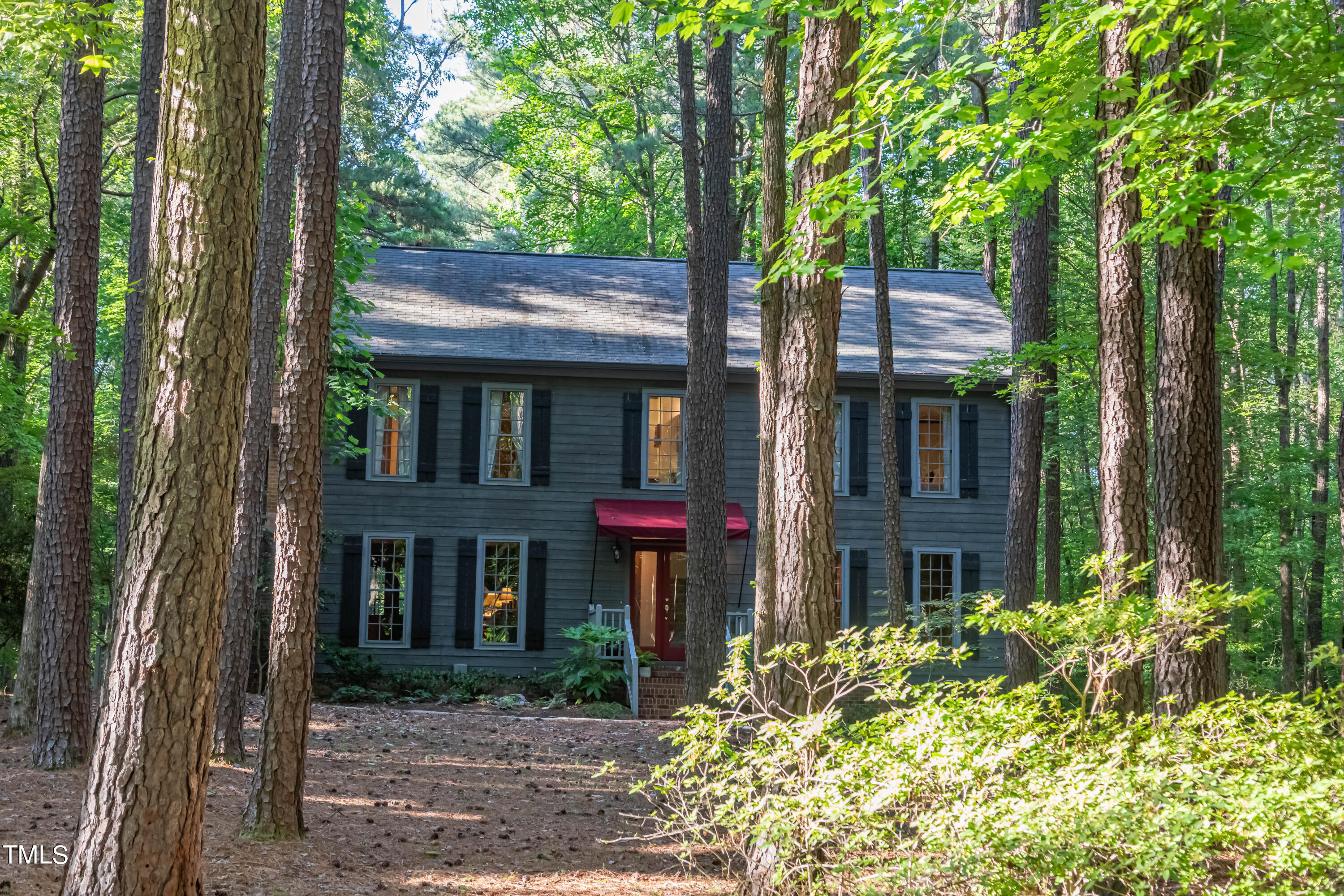 10208 Roadstead Way West Raleigh, NC 27613 - Photo 2 of 37 2E6A9303-HDR