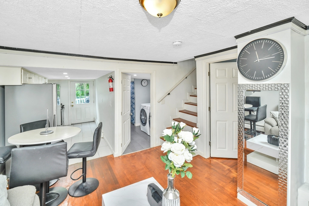 452 Tecumseh Street Fall River, MA 02721 - Photo 9 of 30