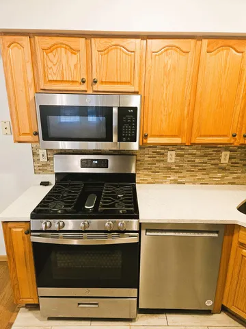 $174,900 | 120 Pine Drive, Unit H, Porter, IN 46304