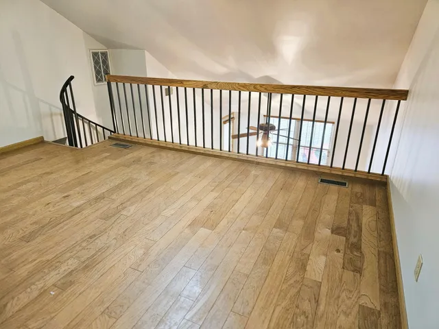 $174,900 | 120 Pine Drive, Unit H, Porter, IN 46304