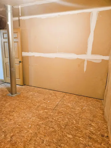 $174,900 | 120 Pine Drive, Unit H, Porter, IN 46304