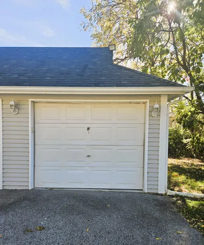 $174,900 | 120 Pine Drive, Unit H, Porter, IN 46304