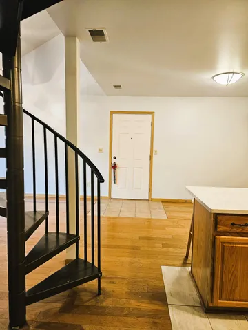 $174,900 | 120 Pine Drive, Unit H, Porter, IN 46304