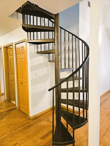 $174,900 | 120 Pine Drive, Unit H, Porter, IN 46304